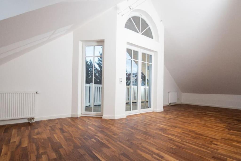 Phantastisches Haus Mit Pool Direkt In Muenchen Экстерьер фото